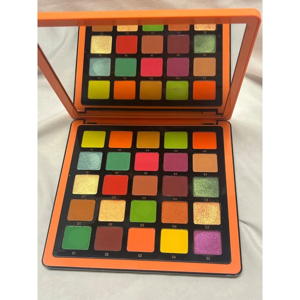 Anastasia Beverly Hills no box